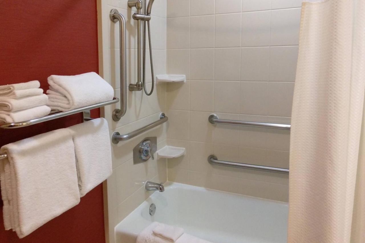 Heritage Place Brookhollow 3*