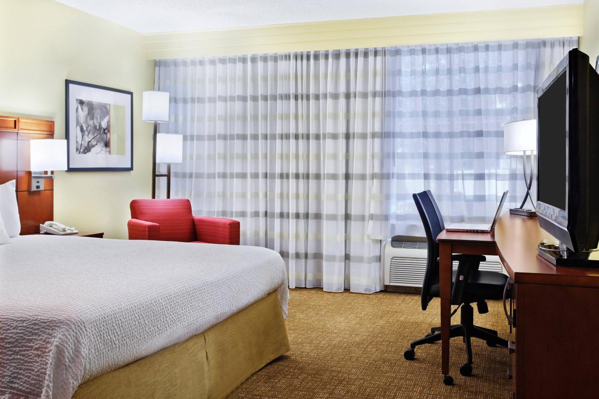 Heritage Place Brookhollow Otel Houston